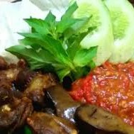 Sego Sambel Rempelo Ati Ori Free Es Teh