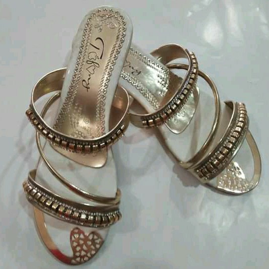 Sendal Cewek 3