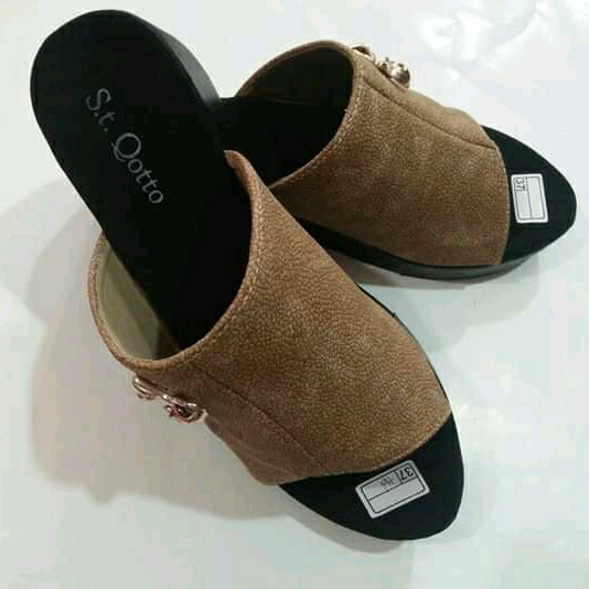 Sendal Cewek Tinggi 3