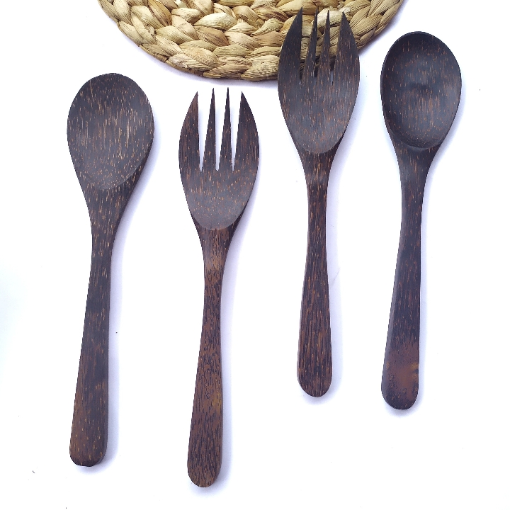 Sendok kayu dan Garpu