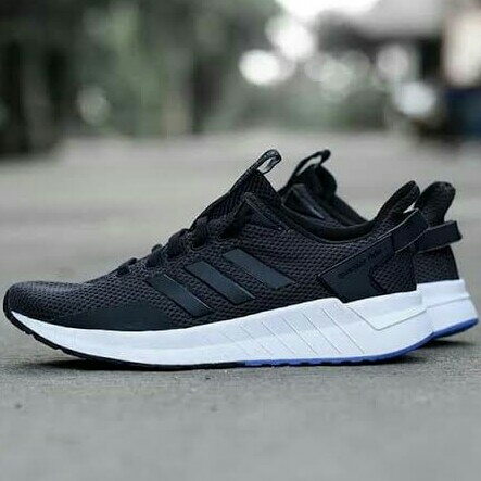 Sepatu Adidas Terlaris