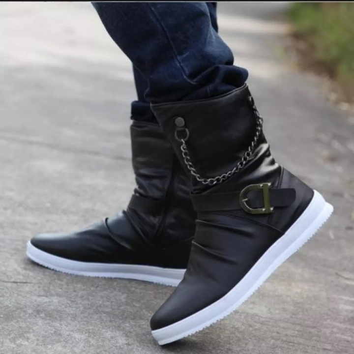 Sepatu Boot