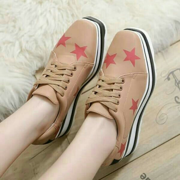 Sepatu Boots Bintang Coklat