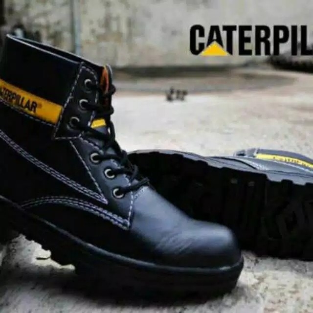 Sepatu Boots Safety Caterpillar Licin