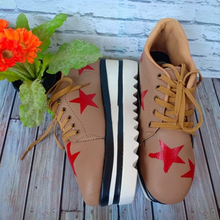 Sepatu Boots Wanita Bintang 2