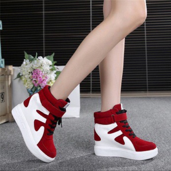 Sepatu Boots Wanita Sapi