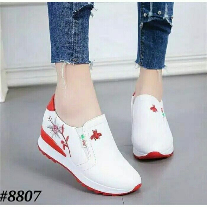 Sepatu Bordir Bunga