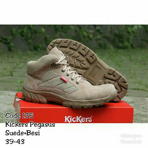 Sepatu Cowo Kickers Pegasus