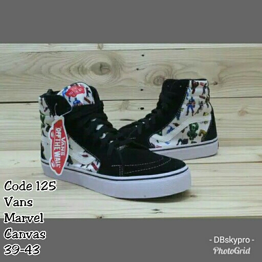 Sepatu Cowo Vans Marvel