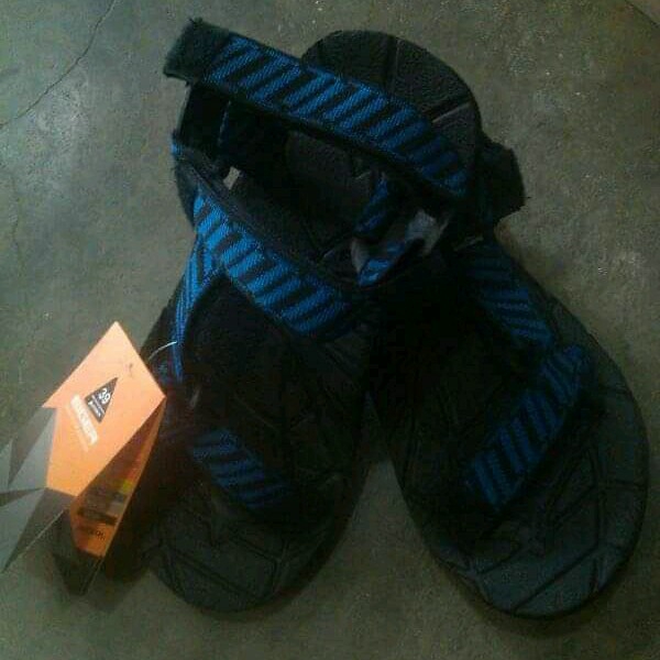 Sepatu Eiger Cowok Biru