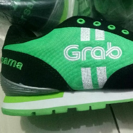 Sepatu Grab Bordir