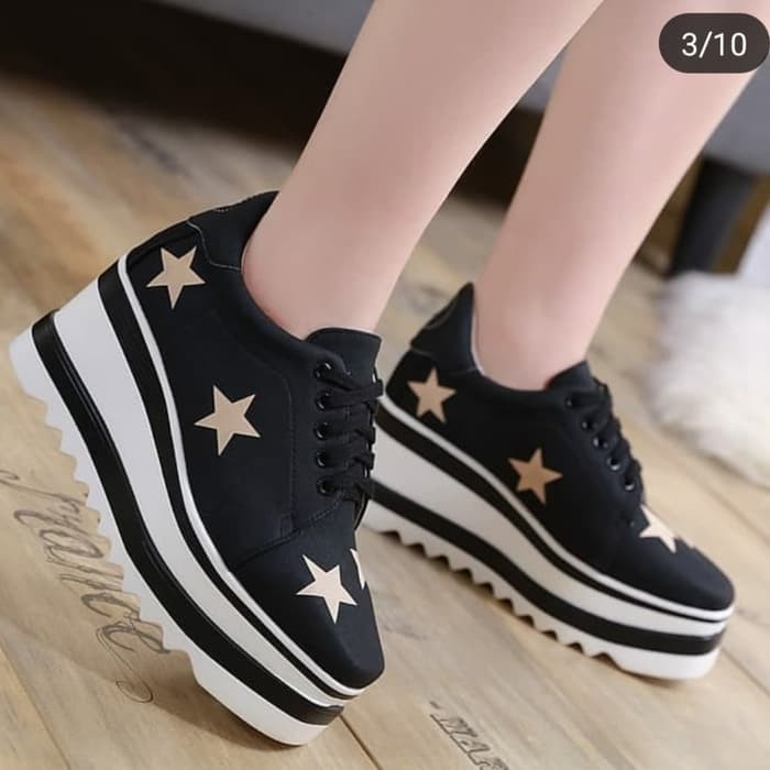 Sepatu Halfboots Bintang Hitam