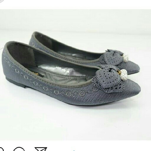 Sepatu Import