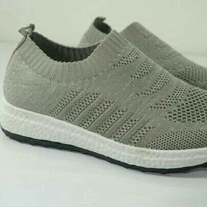 Sepatu Import
