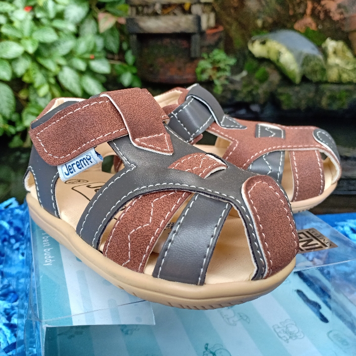 Sepatu Jalan Baby Boy  2