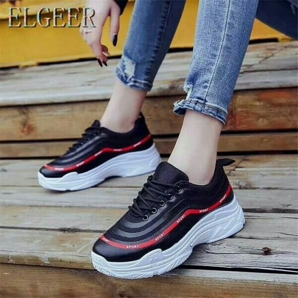 Sepatu Kets Sporty B01