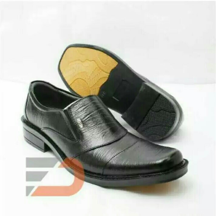 Sepatu Kulit Pria Pantofel Bahan Kulit Sapi Asli 2