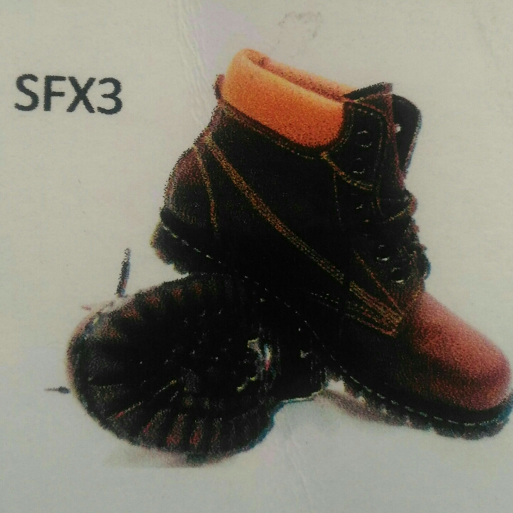 Sepatu Kulit Safety