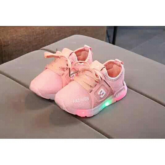 Sepatu LED 5