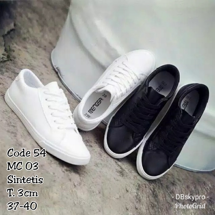 Sepatu MC 03