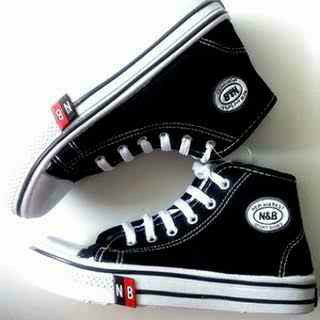 Sepatu NB