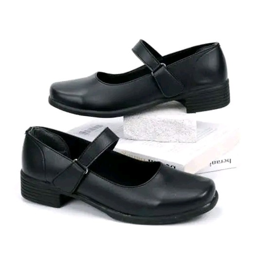 Sepatu Pantopel