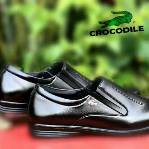 Sepatu Pria Kulit Pantofel Crocodile