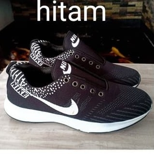 Sepatu Pria Nike Leo - Hitam 3