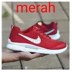 Sepatu Pria Nike Running UM09 Merah