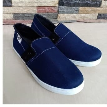 Sepatu Pria Slip On Vans - Navy