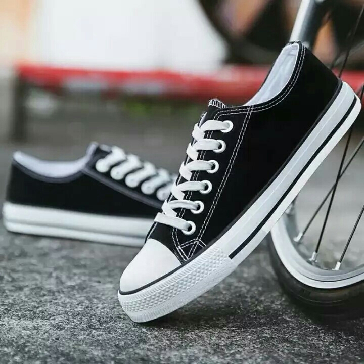 Sepatu Pria Sneakers All Star Free Box