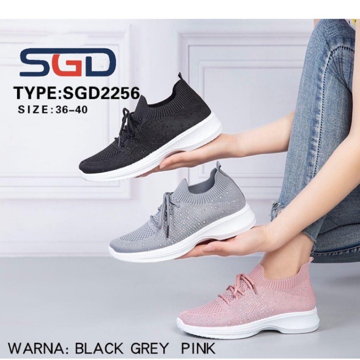 Sepatu Rajut
