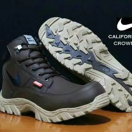 Sepatu Safety Boots Nike Tracking California 2
