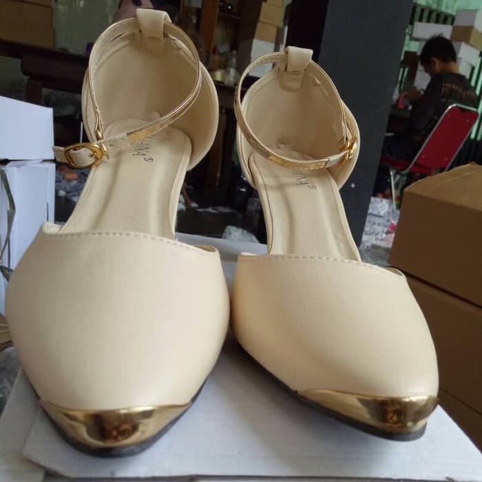 Sepatu Sandal High Heels Wanita - Krem 2