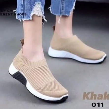 Sepatu Slip On CK06 Gladiator Cream