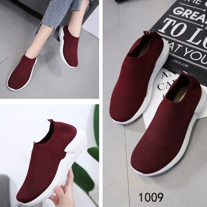 Sepatu Slip On Moya VM08 Maroon