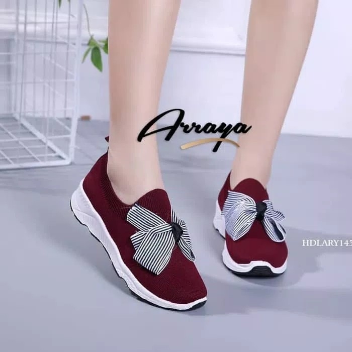 Sepatu Slip On Pita Blaster Maroon