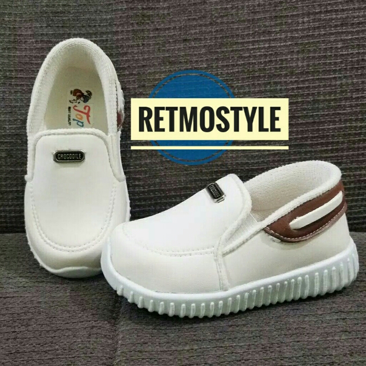 Sepatu Slip On Putih