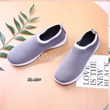 Sepatu Slip On Sport MJ55 Abu