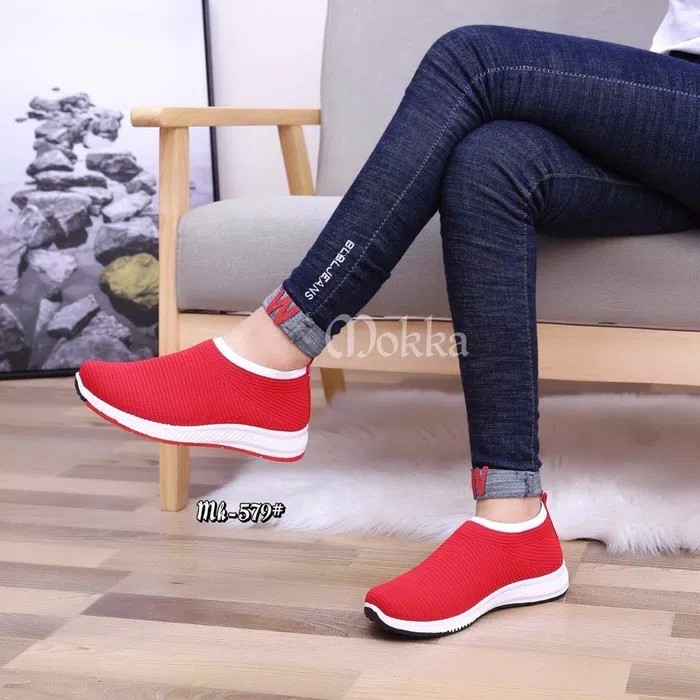 Sepatu Slip On Sport MJ55 Merah 2