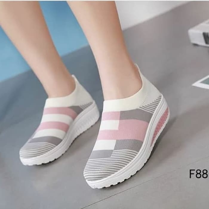 Sepatu Slip On Viblu F88 Zebra - Putih 2