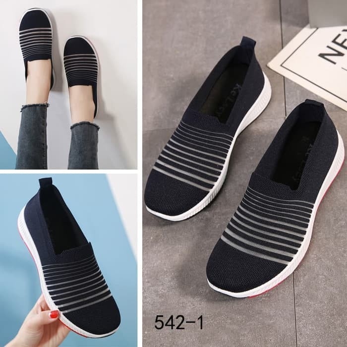 Sepatu Slip On Zebra 542 Hitam