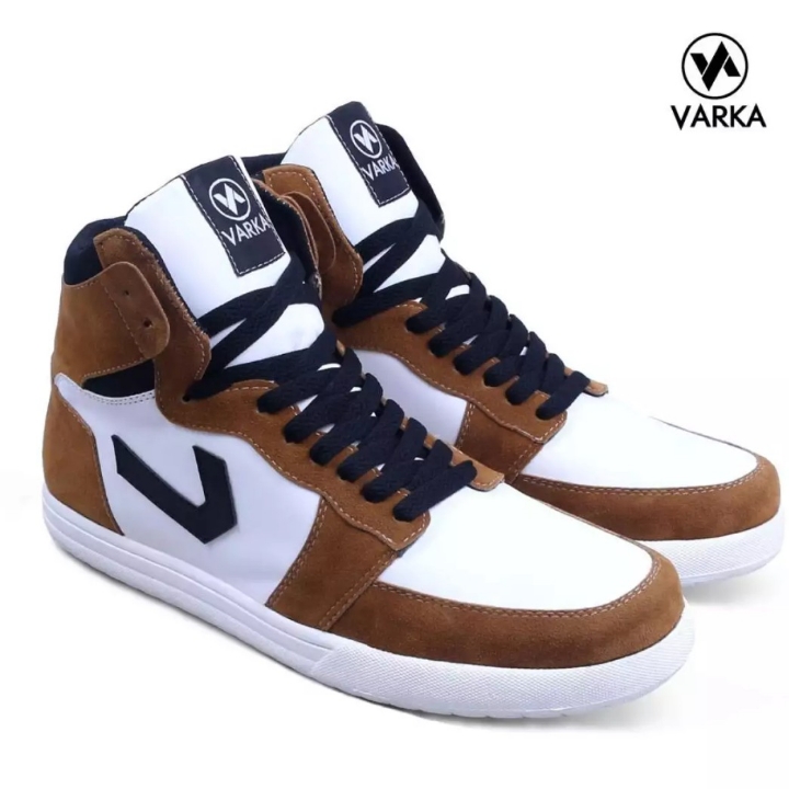 Sepatu Sneaker