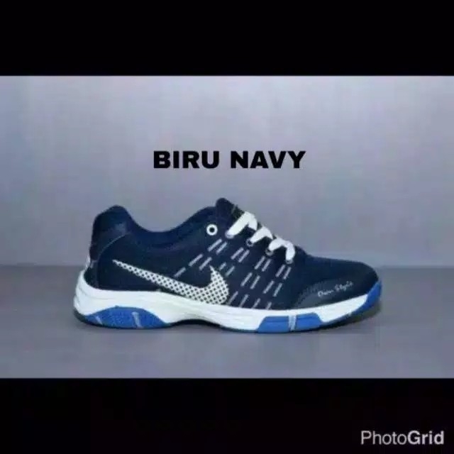 Sepatu Sneakers Casual Pria Nike 3