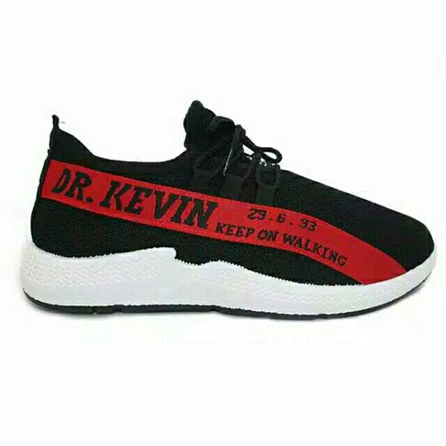 Sepatu Sneakers DR KEVIN 3