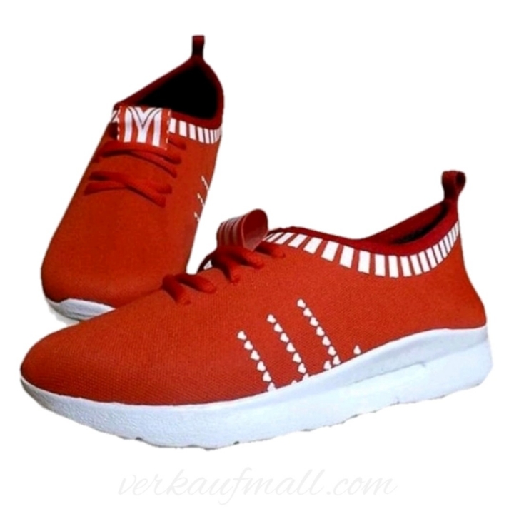 Sepatu Sneakers Monic Merah