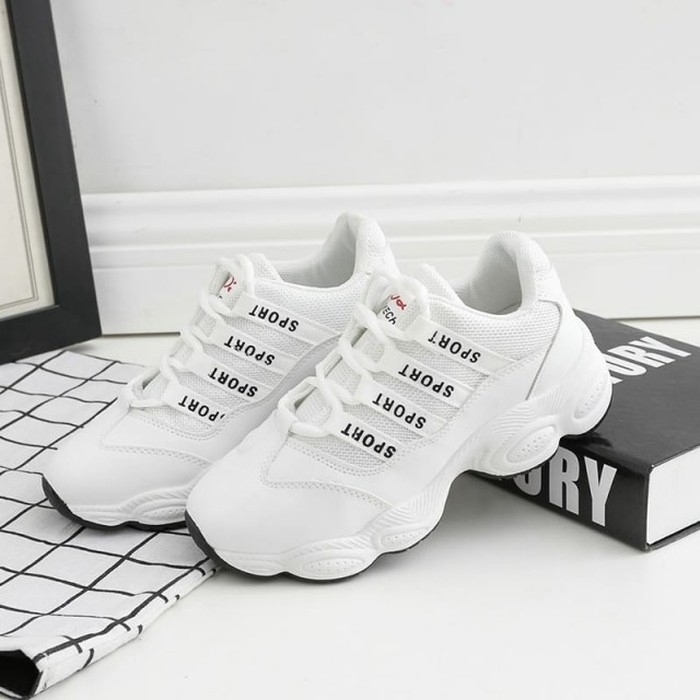 Sepatu Sneakers New Sport Putih