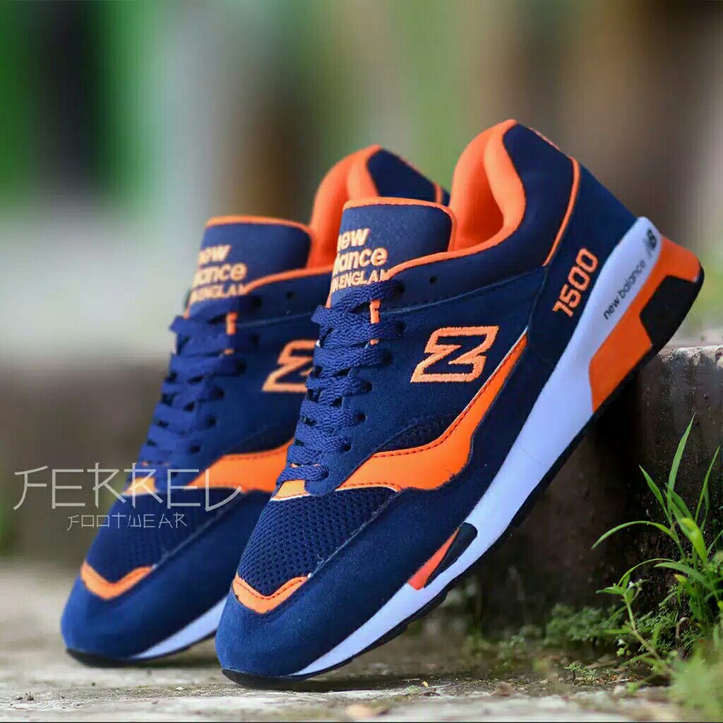 Sepatu Sneakers Pria Sport TRENDI
