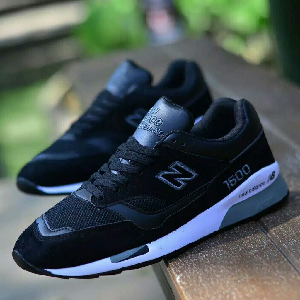 Sepatu Sneakers Pria Sport TRENDI 3