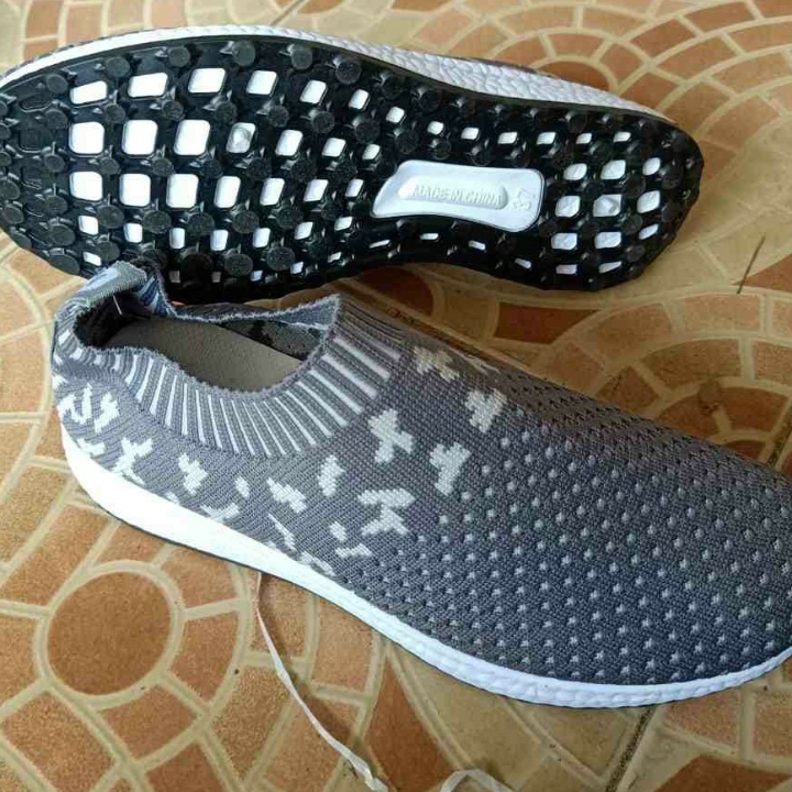 Sepatu Sport Cewek 3